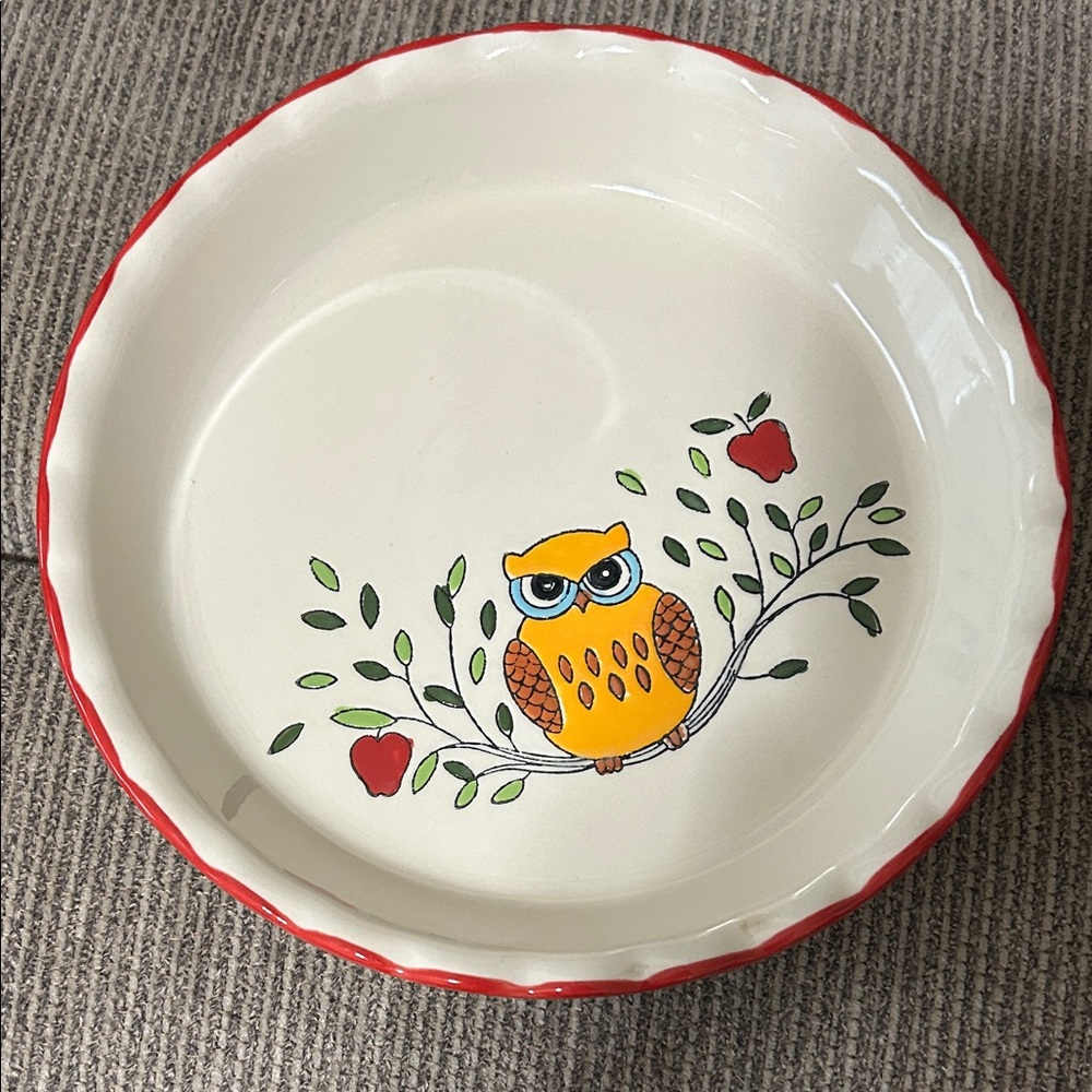 Signature Studio Owl Ceramic Pie Dish - Red and Cream